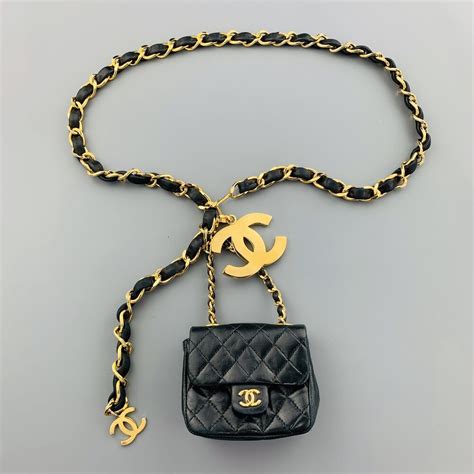 Chanel small purse with chain